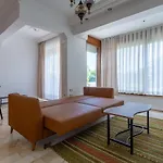 Olinda Villa *